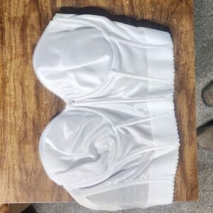 White Strapless backless Bra